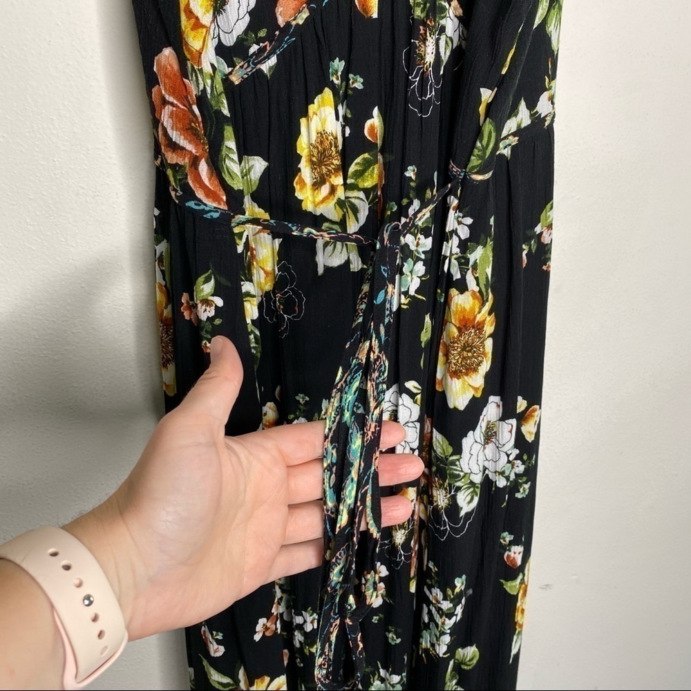Torrid BLACK FLORAL MIXED PRINT MIDI DRESS - Picture 7 of 12